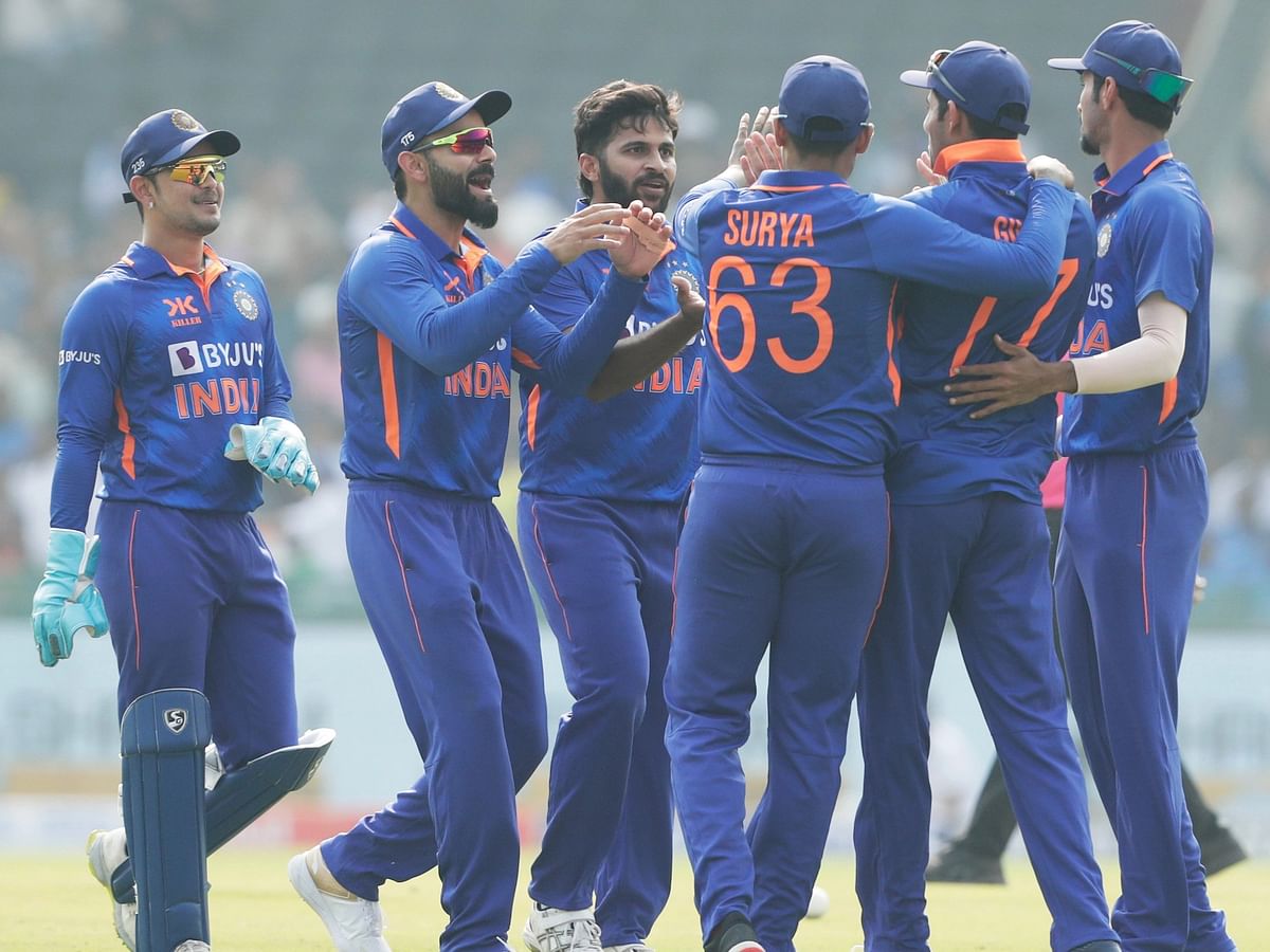 IND vs NZ: கருணை காட்டிய புதிய களம்; செட் செய்து தூக்கிய ஷமி; நியூசிலாந்துக்கு என்னாச்சு?