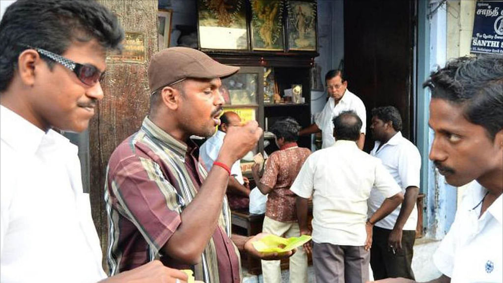 சொர்க்கமே என்றாலும்...