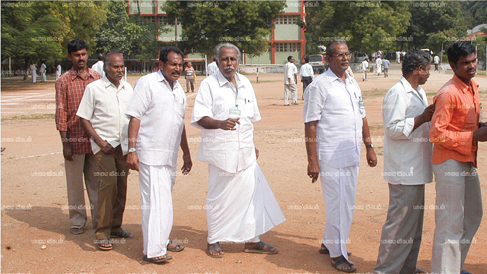 2007-ல் நடைபெற்ற நிகழ்வில் காசியண்ணன்(நடுவில் இருப்பவர்)