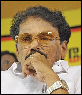 மிஸ்டர் கழுகு: சேரத் துடிக்கும் பா.ம.க... ‘ரூட்’ போடும் துரைமுருகன்!