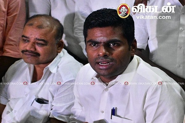 ``ஏழை எளிய மாணவர்களின்‌ கல்விக் கனவை திமுக அரசு முடக்க நினைக்கிறது'' - அண்ணாமலை தாக்கு