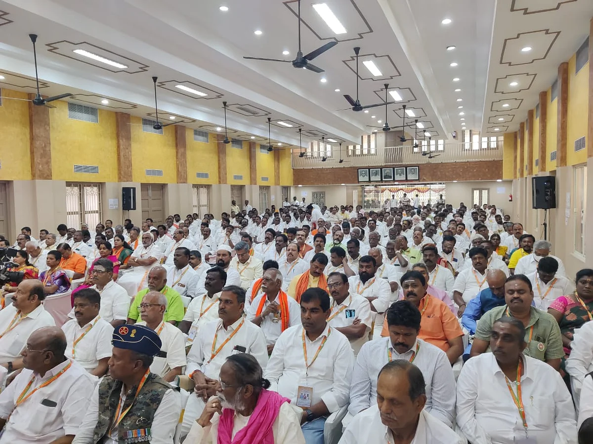 "ஊழல் பட்டியல் வெளியீடு; ஏப்ரலில் தமிழகம் முழுவதும் நடைப்பயணம்"-பாஜக செயற்குழுவில் அண்ணாமலை