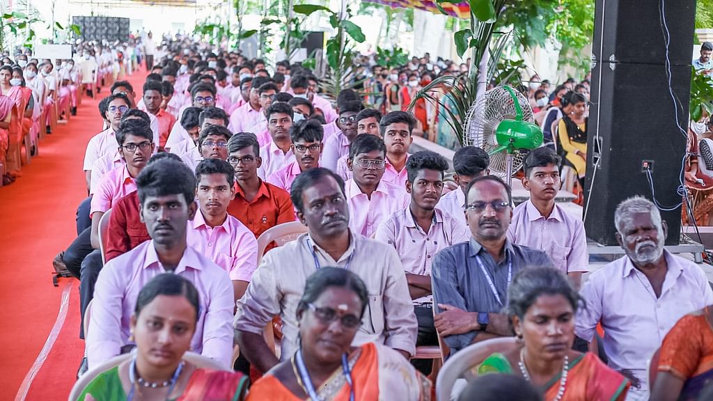 கலந்து கொண்டவர்கள்