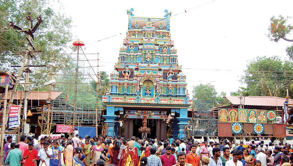 மண்டைக்காடு பகவதி அம்மன் கோயில்