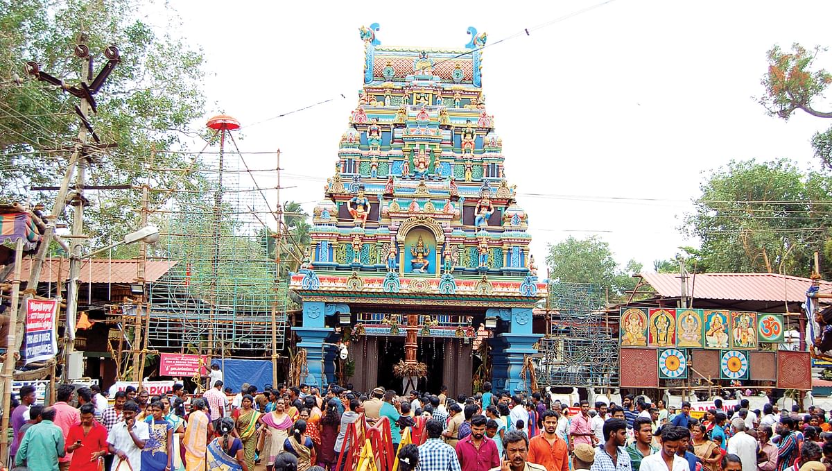 மண்டைக்காடு பகவதி அம்மன் கோயில்