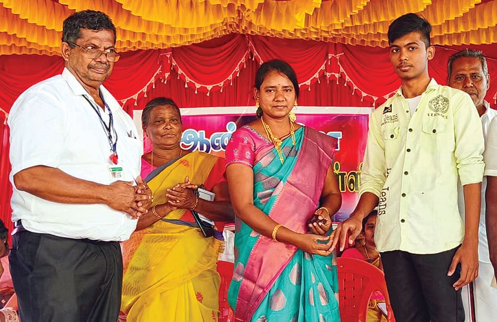 தங்கச்சிமடம் அரசு மேல்நிலைப்பள்ளி