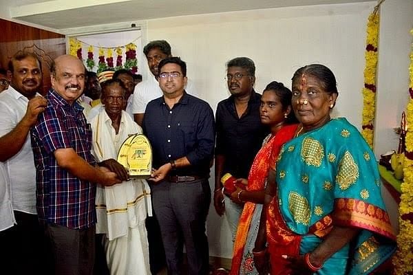 கலைச்சுடர் விருது பெற்ற கலைஞர் தங்கராசு
