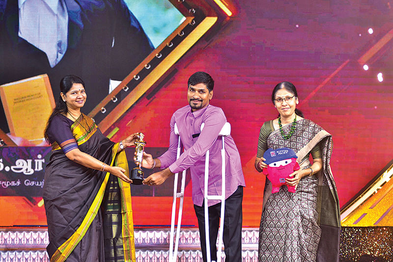 ஆனந்த விகடன் நம்பிக்கை விருதுகள்... மிளிர்ந்த தன்னம்பிக்கை மகளிர்!
