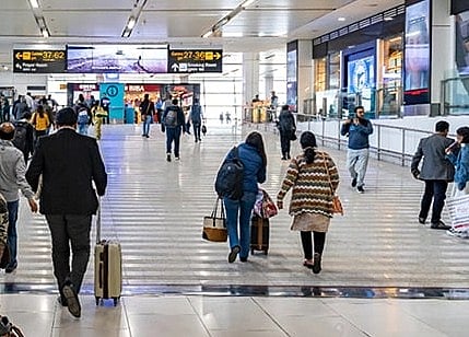 கொரோனா பொது முடக்கத்துக்குப் பின் வெளிநாட்டு பயணங்களுக்கு ரூ.82,000 கோடி செலவிட்ட இந்தியர்கள்!