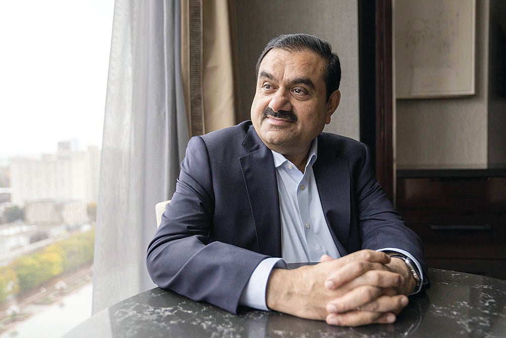 சரியும் அதானி சாம்ராஜ்ஜியம்... மோடியையும் பாதிக்குமா?