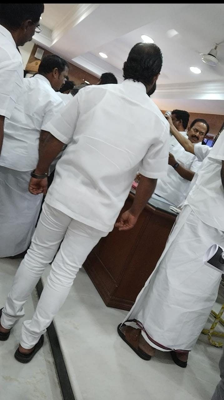 வாக்குவாதம்
