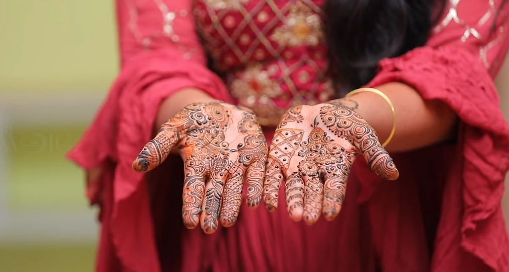 History of Bridal Mehandi - Significance of Bridal Mehandi | Vogue India |  Vogue India