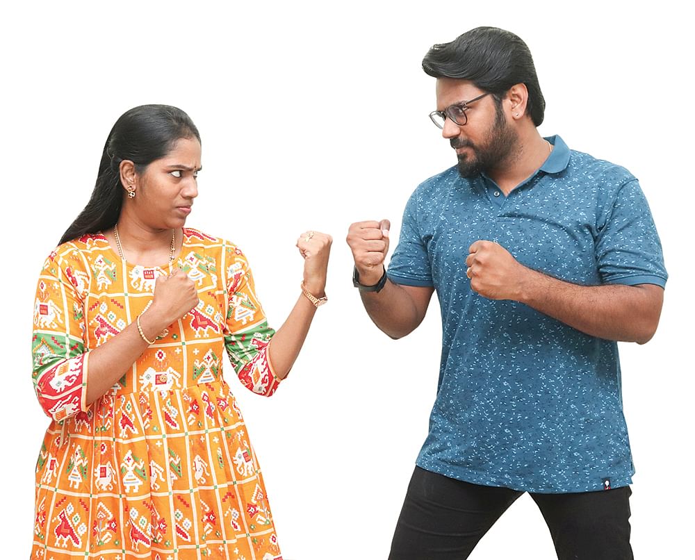 ரீல்ஸ் பட்டாளம்: மது பிரியா - விக்னு பரத்