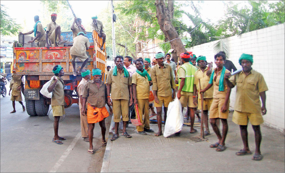 தூய்மையற்ற தொழில் என தமிழக அரசே இழிவாகச் சொல்லலாமா?