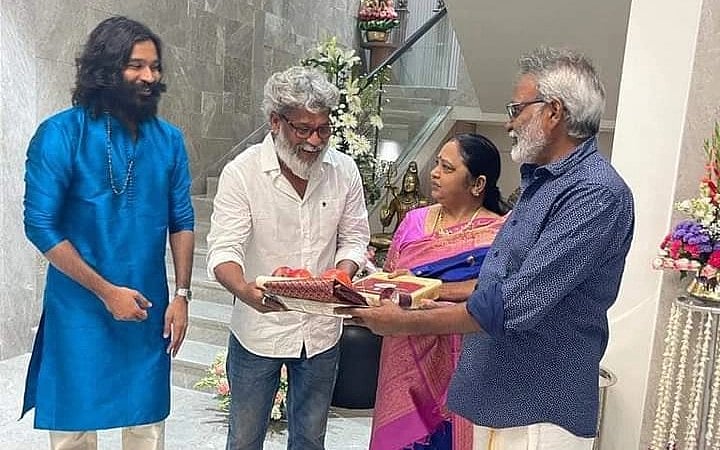 தனுஷின் ரூ.150 கோடி வீடு; பெற்றோர்கள்; நண்பர்களை அழைத்து பூஜை; வைரலாகும் படங்கள்!