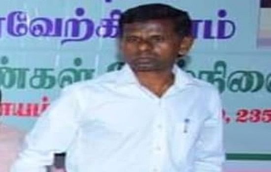 பள்ளித் தாளாளர் குதுபுதீன் நஜீம்