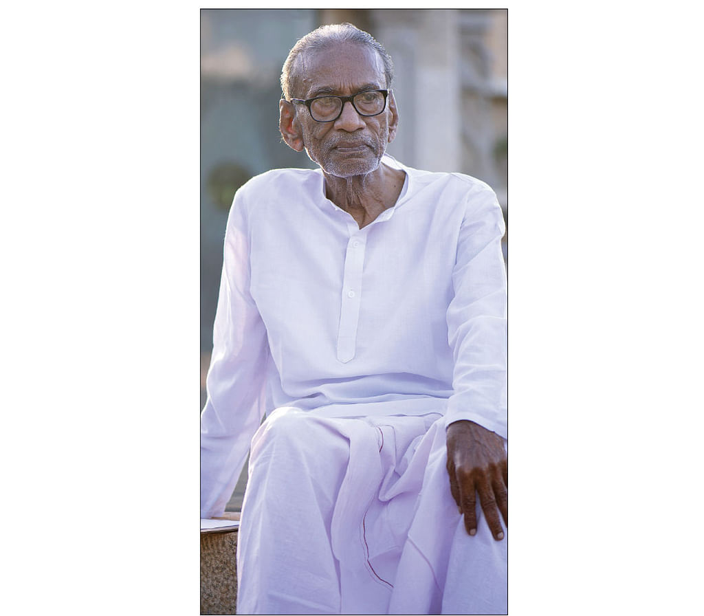 பழ.நெடுமாறன்