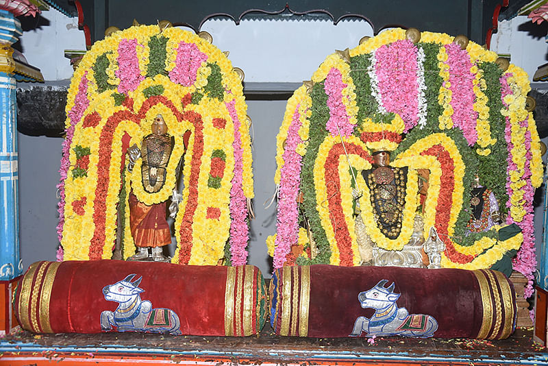 திருவிடைமருதூர் மகாலிங்கேஸ்வரர்-அம்பிகை