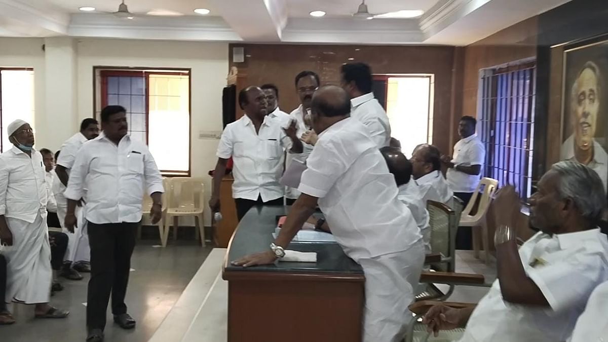 சலசலப்பு