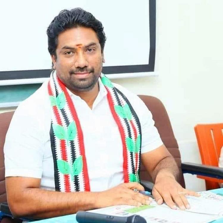 ``ஓ.பன்னீர்செல்வம் தர்மயுத்தம் நடத்தியது ஏன்?” - இளைய மகன் ஜெயபிரதீப் விளக்கம்