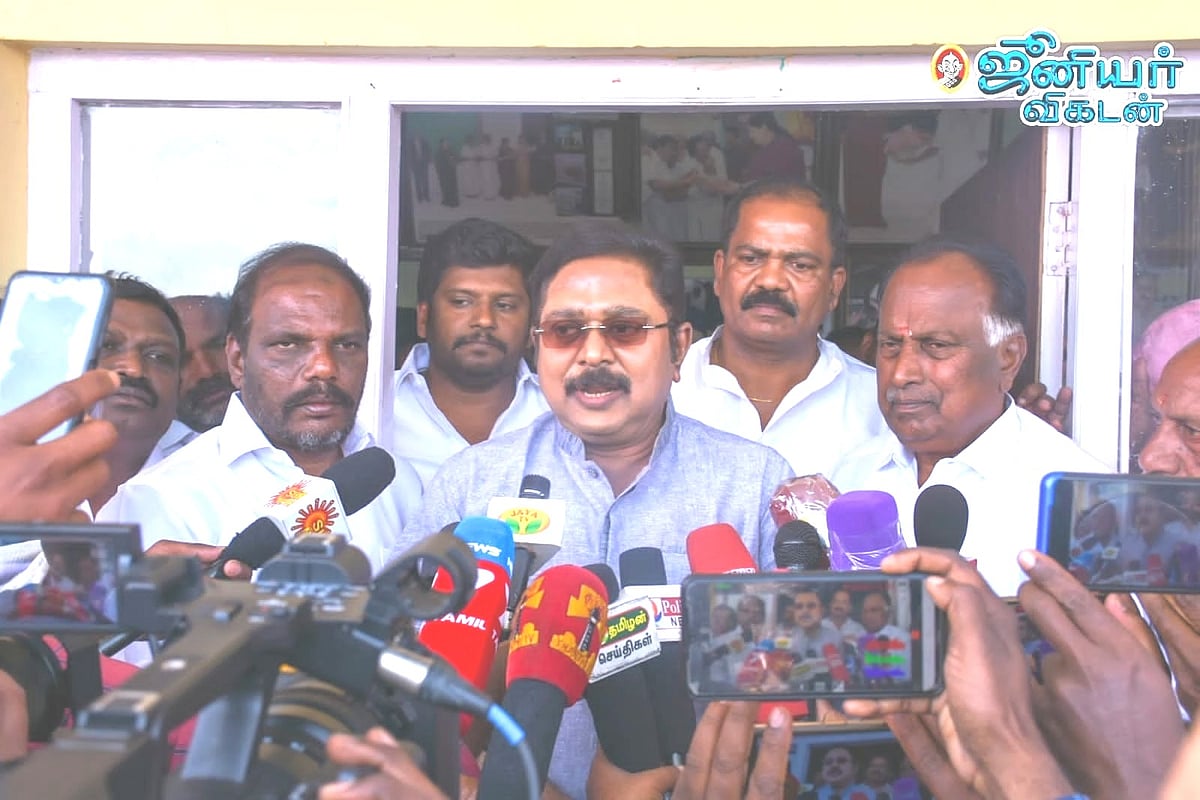 ``இரட்டை இலைச் சின்னம் இருந்தாலும், பழனிசாமியால் திமுக-வை வீழ்த்த முடியாது!
