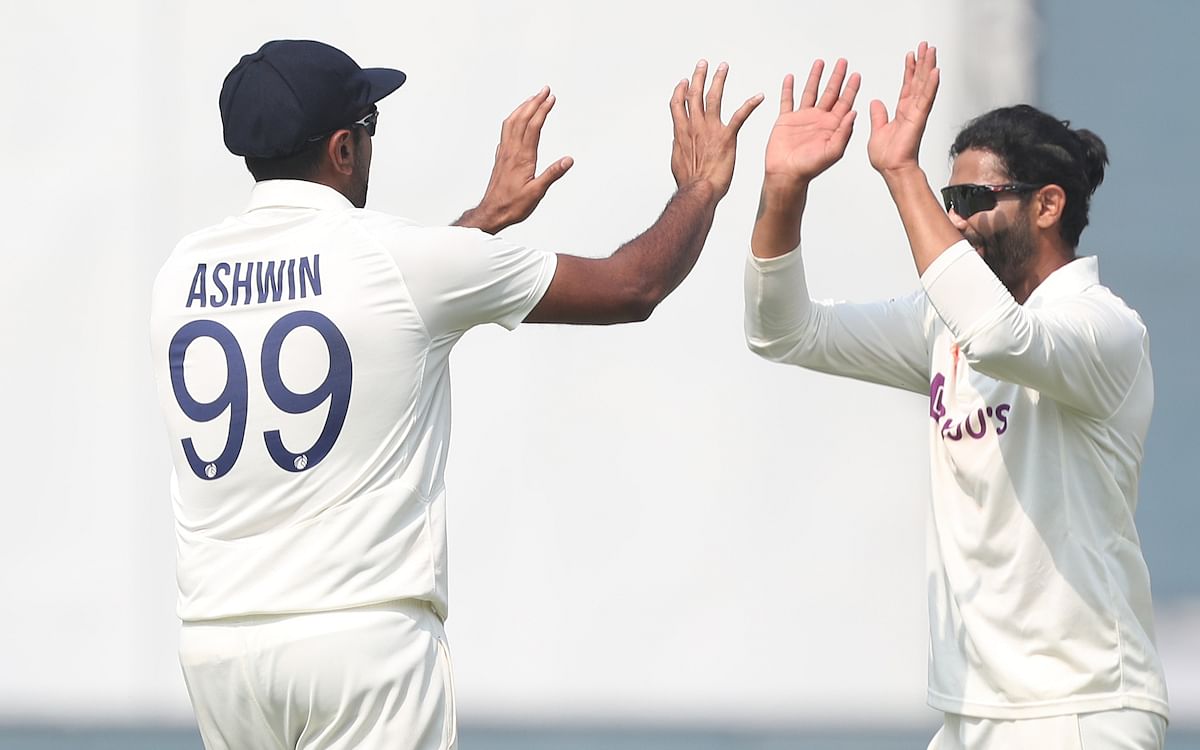 IND v AUS: புஜாராவின் 100வது போட்டி, அஷ்வின் - ஜடேஜாவின் இமாலய சாதனைகள்; முதல் நாள் ஆட்டம் எப்படி?
