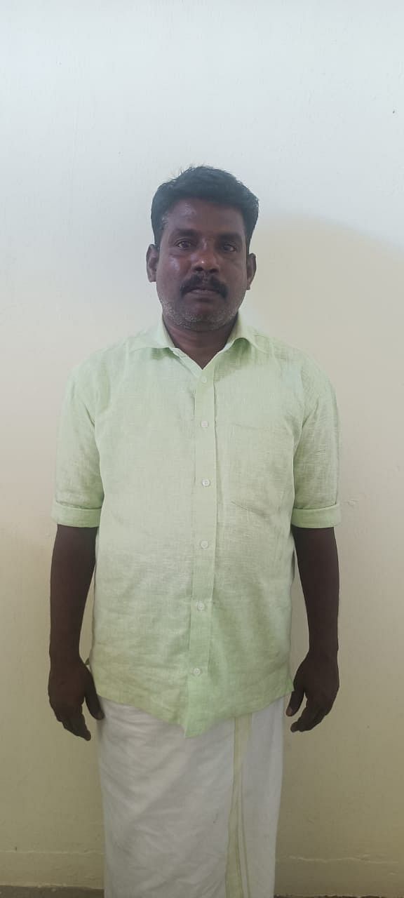 கைதுசெய்யப்பட்ட சுரேஷ்
