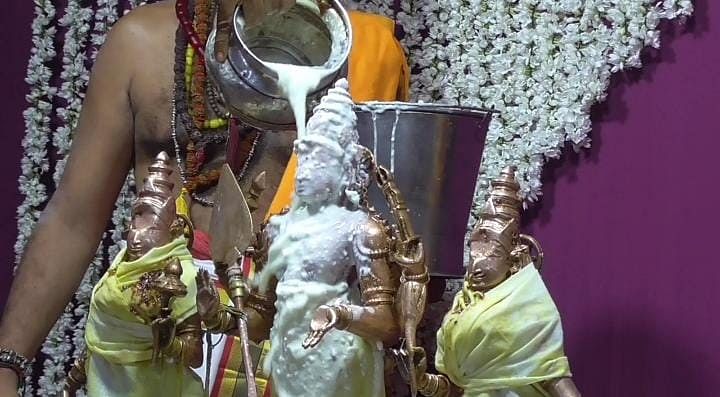 அபிஷேகம்