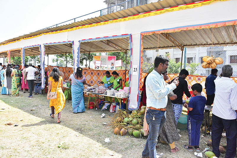 கண்காட்சியில்