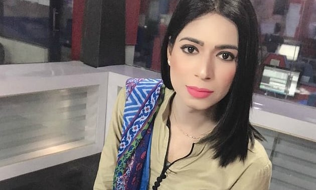 பாகிஸ்தான்: முதல் திருநங்கை செய்தி வாசிப்பாளர் மர்வியா மாலிக் மீது துப்பாக்கி சூடு; காரணம் என்ன?