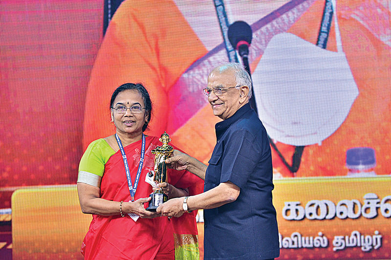 கலைச்செல்வி - டி.எஸ்.கிருஷ்ணமூர்த்தி