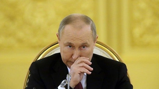 உக்ரைன் போர்க்குற்றம்: அதிபர் புதினுக்கு கைது வாரண்ட் :  சர்வதேச குற்றவியல் நீதிமன்றம் சொல்லதென்ன?