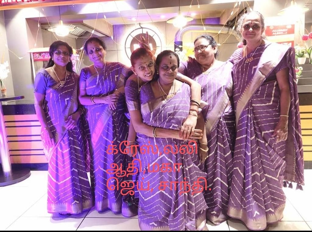 தோழிகளுடன் ஆதிரை