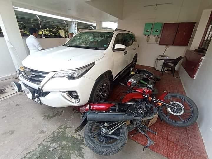 `எடப்பாடி மீது வழக்கு பதிந்த காவல்துறை, கே.என்.நேரு மீது பதியாதது ஏன்?’ - கொதிக்கும் அதிமுக