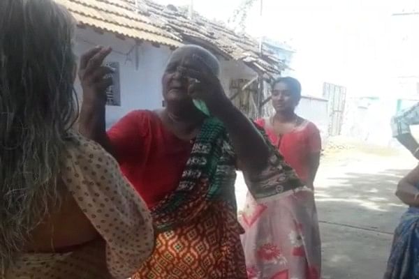 சம்பவத்தை விவரிக்கும் மூதாட்டி