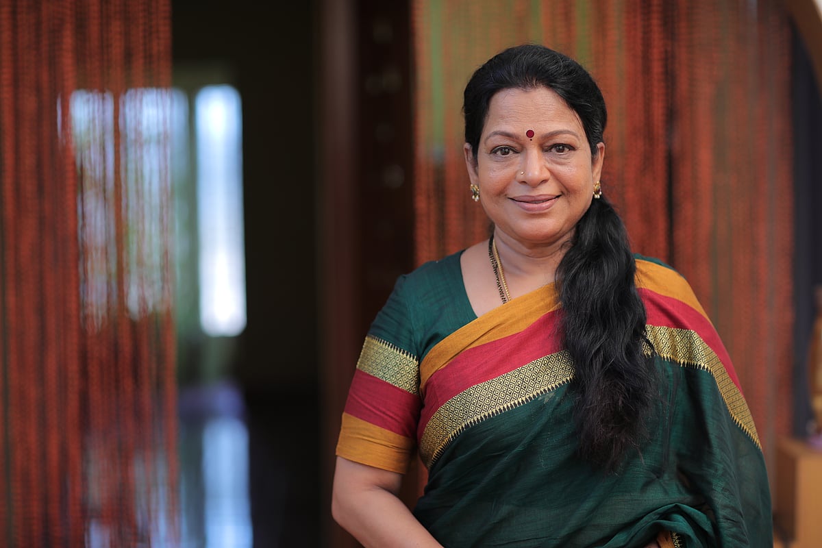 `சொந்தத் தங்கச்சி வித்யாவோட இறப்பு நிச்சயம் விஜய்யை பாதிச்சிருக்கும்!'- விஜய்யின் சித்தி ஷீலா