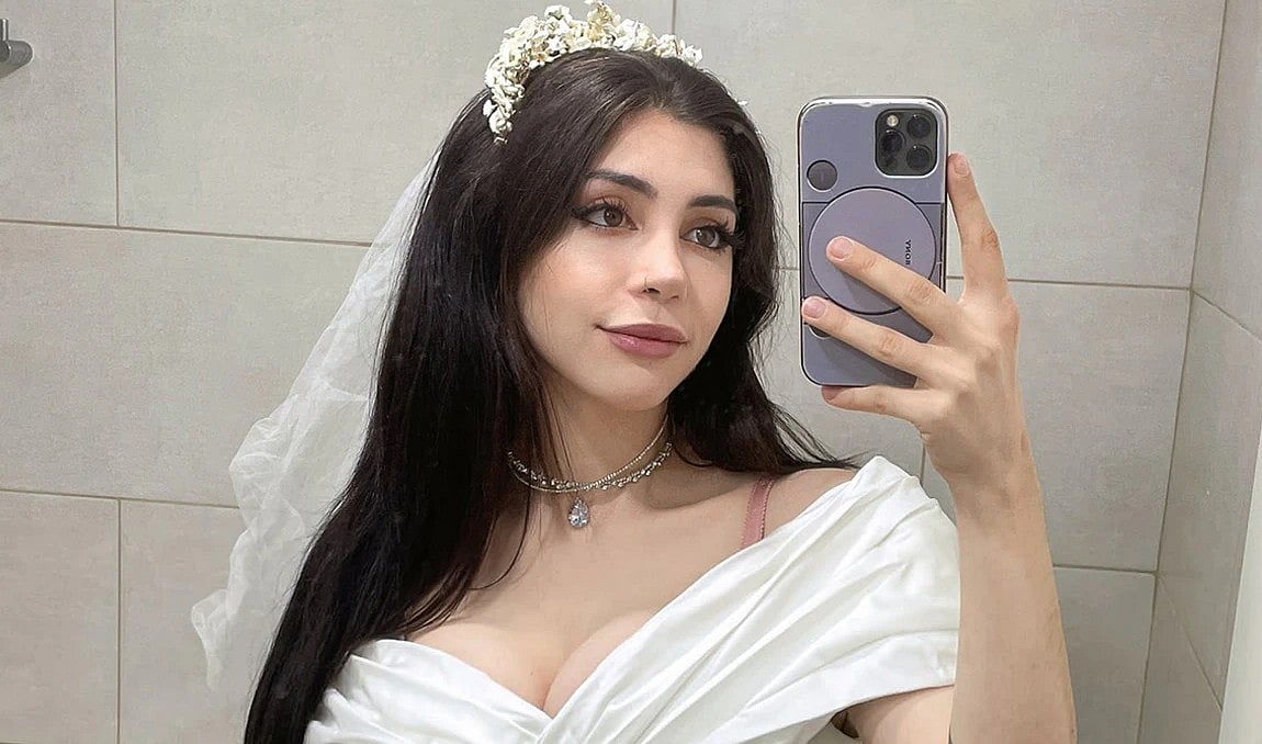 தன்னைத்தானே திருமணம் செய்த பெண்... 24 மணிநேரத்திலேயே விவாகரத்து குறித்து பேச்சு! 