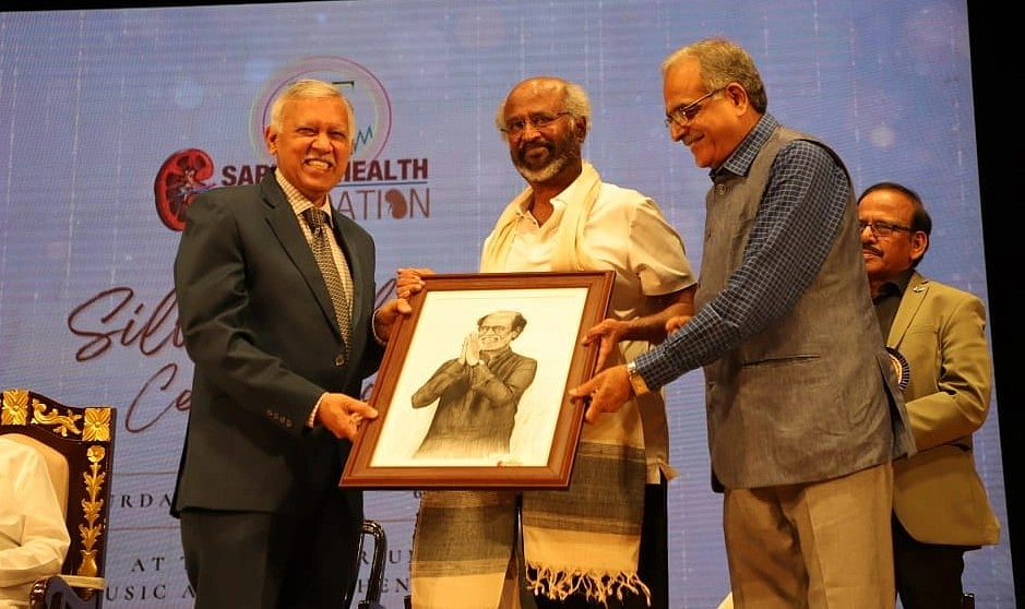 `அரசியல் முடிவிலிருந்து விலகியது இதனால்தான்!' - மனம் திறந்த ரஜினிகாந்த்