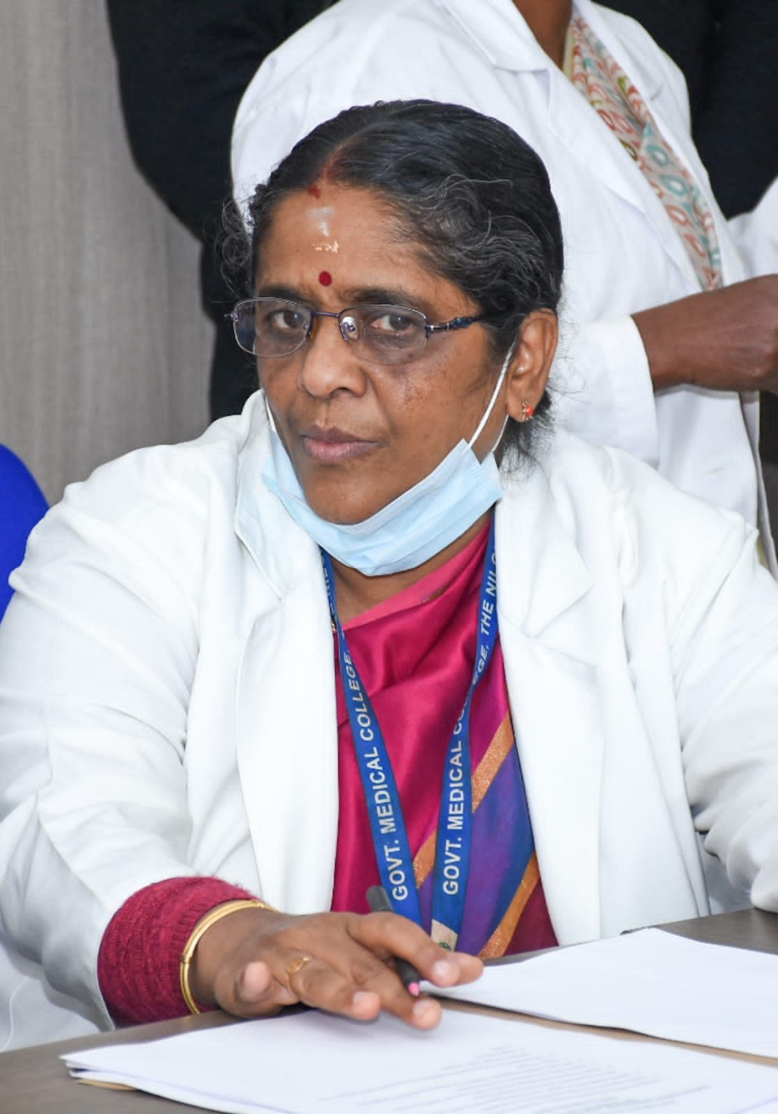 டீன் மனோகரி 