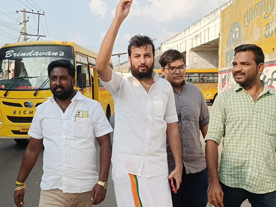 நீக்கப்பட்டு, சேர்க்கப்பட்ட தினேஷ் ரோடி