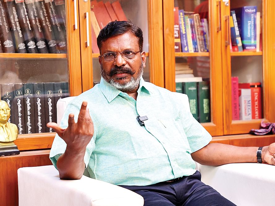விசிக-வுக்கு ‘குறி’; திருமாவுக்கு மீண்டும் அழைப்பு - வானதி சீனிவாசன் ‘மூவ்’... பின்னணி என்ன?!