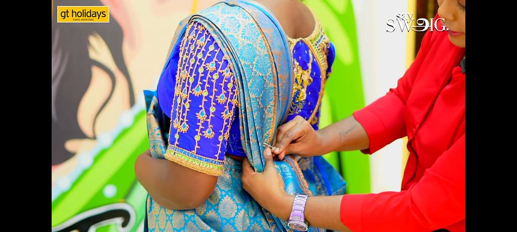 How To: Pre Pleat செய்த புடவையை அணிவது எப்படி? | How to Wear A Pre Pleated Saree?
