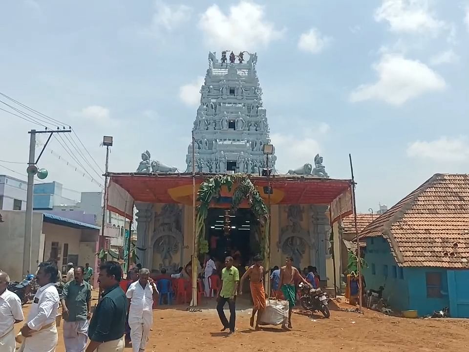 சாயல்குடி பத்ரகாளி அம்மன் கோயில்
