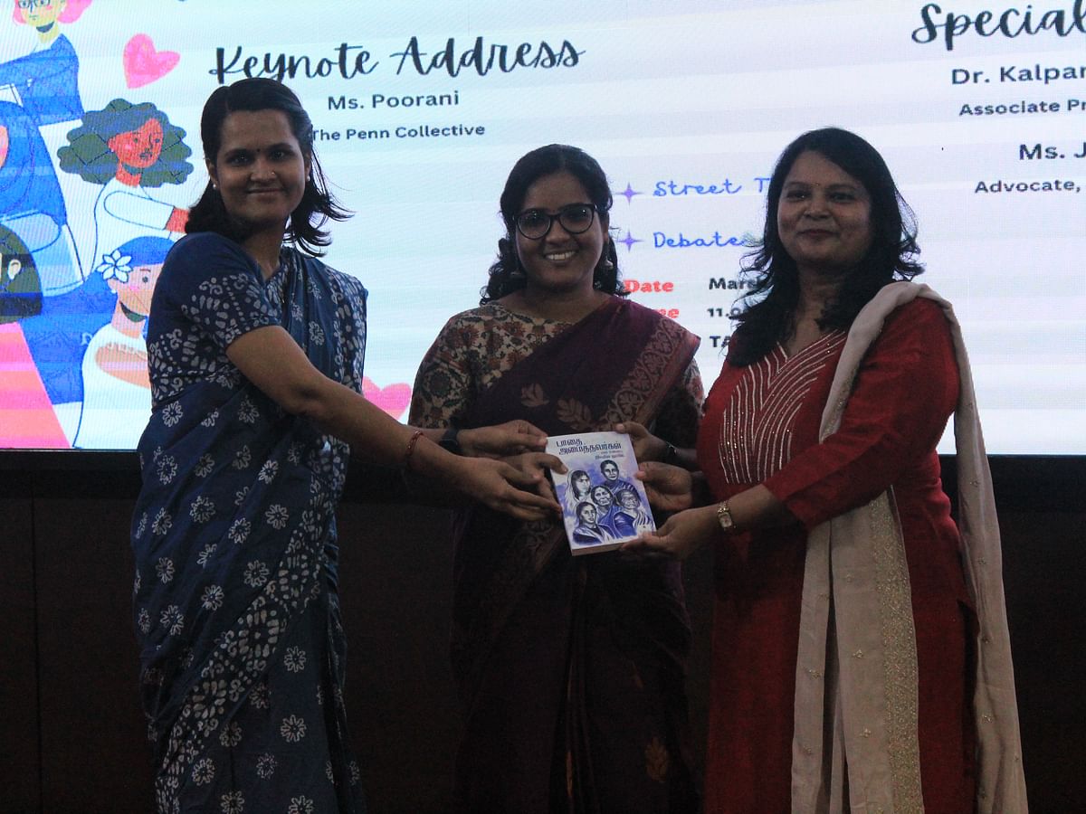 ``அரசியல், பொருளாதாரத்தில் பெண்களின் பங்கை மேம்படுத்துவோம்" - பெண் கூட்டமைப்பு!