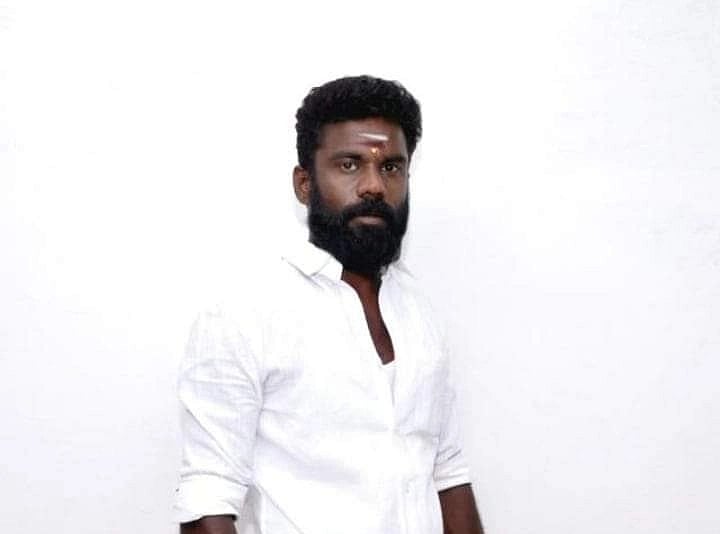 சினிமா பாணி ஸ்கெட்ச்; காருடன் நேருக்கு நேர் மோதல் - திருவாரூரில் பிரபல ரெளடி கொலை