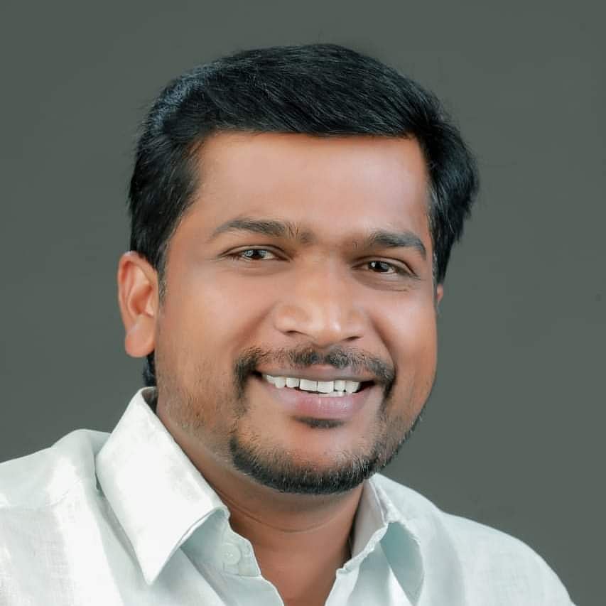 ``இந்துமத ஆச்சாரப்படி வாழ்கிறேன்