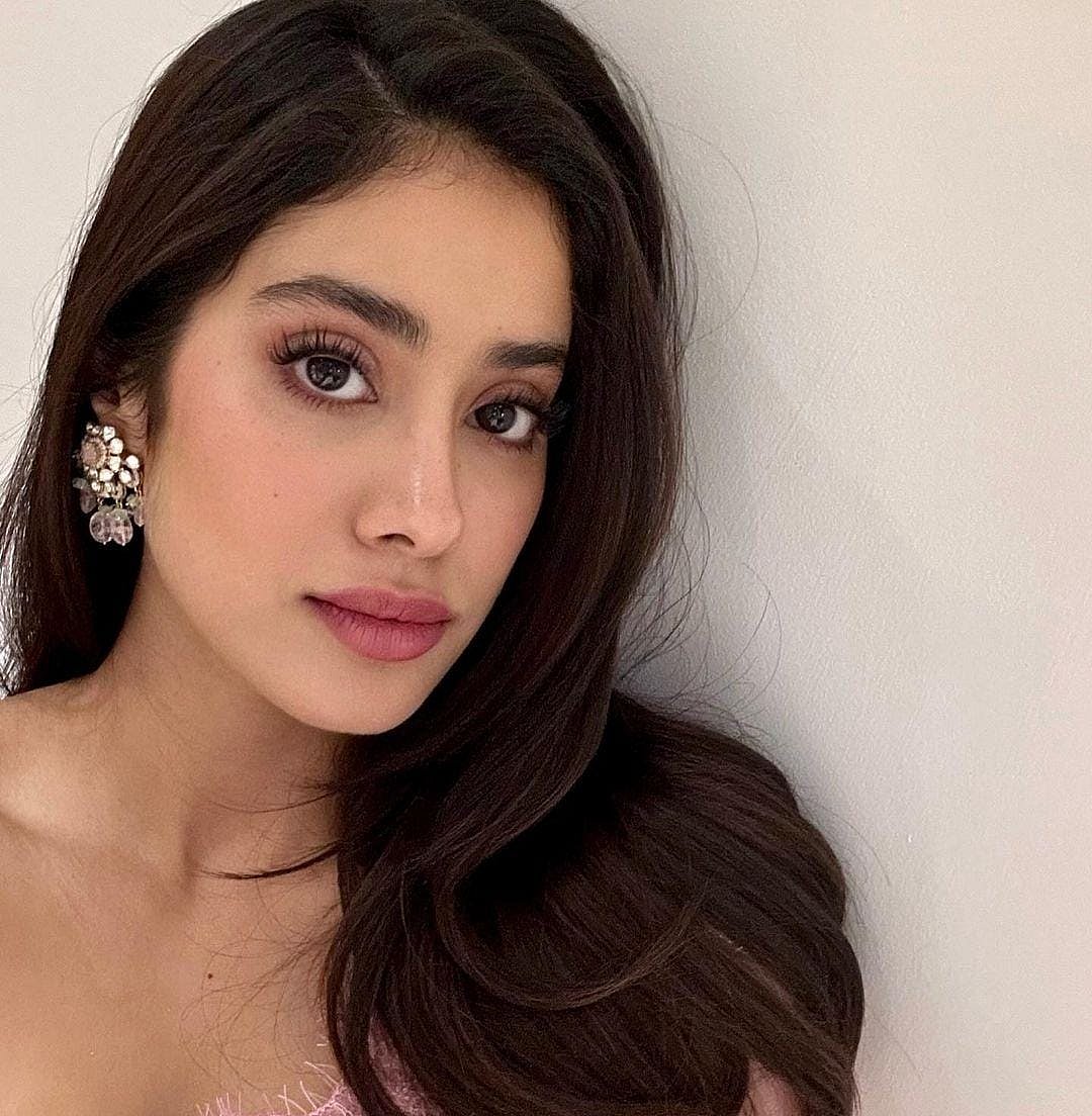 ஜூனியர் என்.டி.ஆருடன் நடிக்க வேண்டுமென பிரார்த்தனை செய்திருக்கிறேன் -ஜான்வி கபூர் 