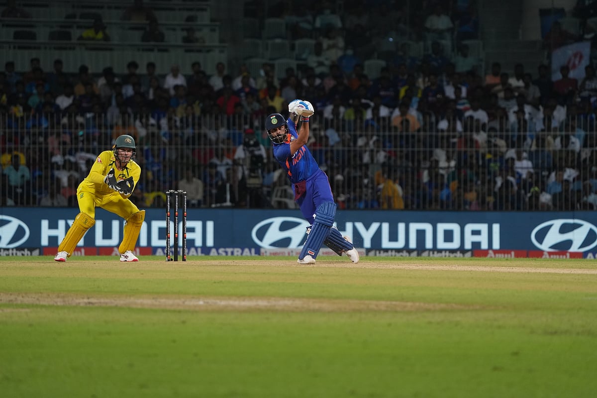 IND vs AUS: `அதிர்ந்த அரங்கம்'- 4 ஆண்டுகளுக்குப் பிறகு சேப்பாக்கத்தில்  ஒருநாள் போட்டி | Photo Album