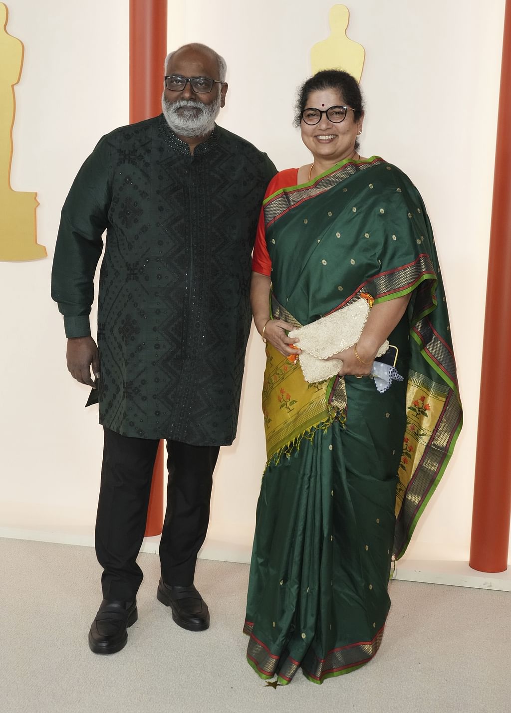 ஆஸ்கர் விழாவில் தன் மனைவியுடன் கீரவாணி