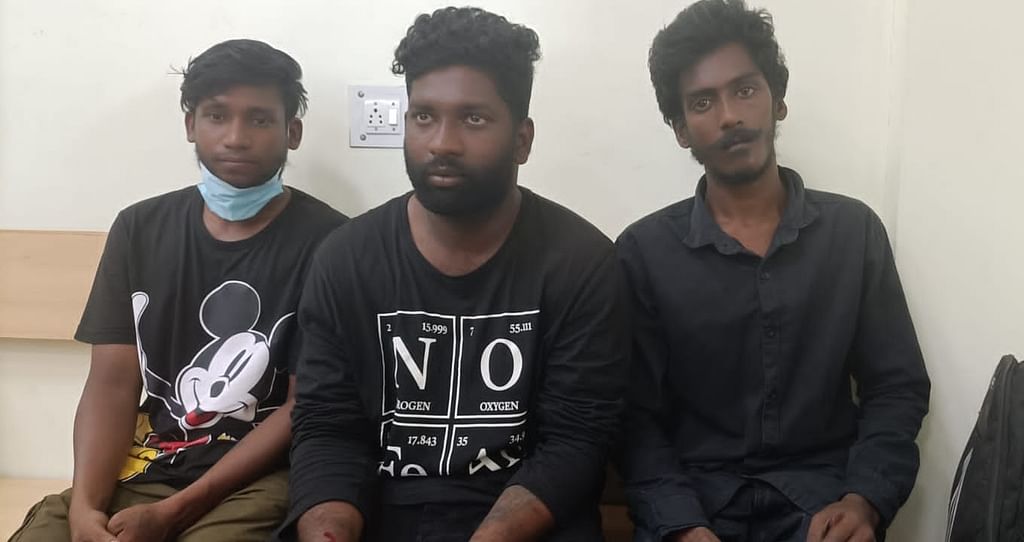 சரணடைந்த குற்றவாளிகள்